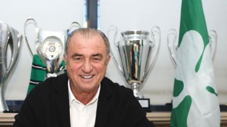 Fatih Terim resmen Panathinaikos'ta