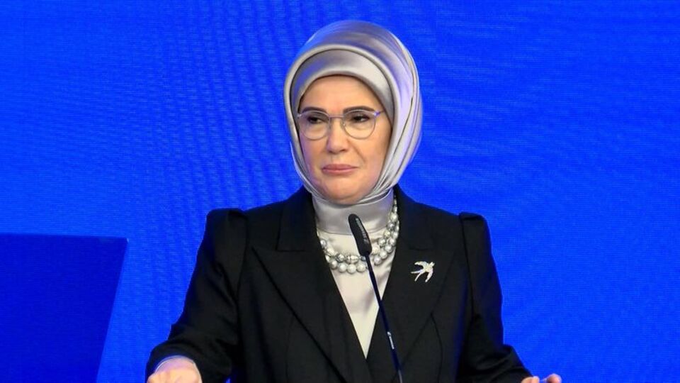 Emine Erdoğan: Bu vatan gençliğimize emanet