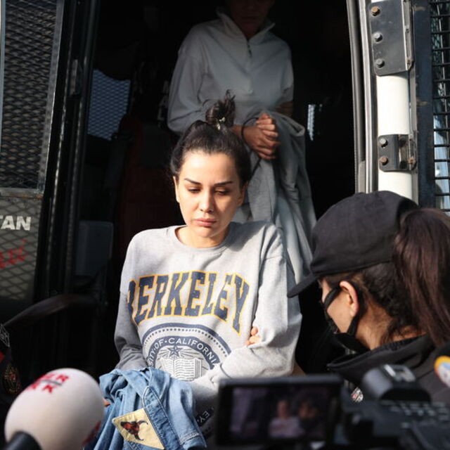 Dilan Polat Bak�rk�y Ruh ve Sinir Hastal�klar� Hastanesi'ne g�t�r�ld�