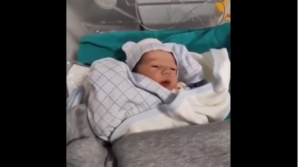 Yeni yılın ilk bebeği