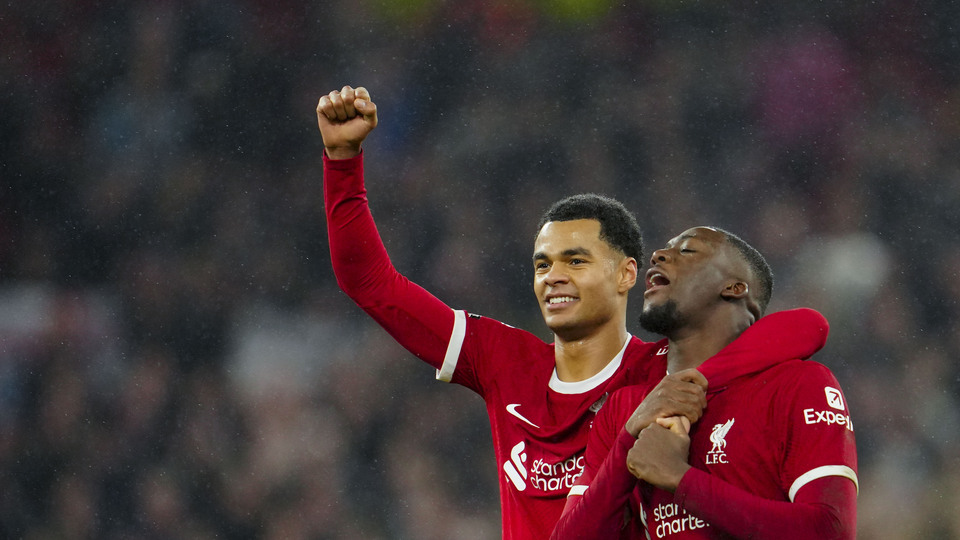 6 gollü düello Liverpool'un!