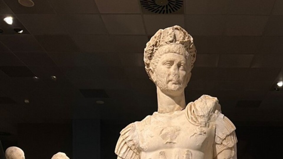 Çalınan eserler geri getirildi