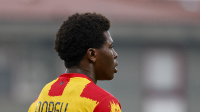 Sol bek listesi genişliyor