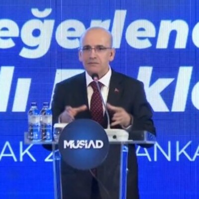 Bakan Şimşek'ten büyüme ve enflasyon açıklaması