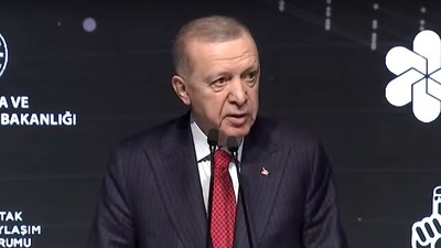 "Ekonomi politikamız meyvelerini vermeye başladı"