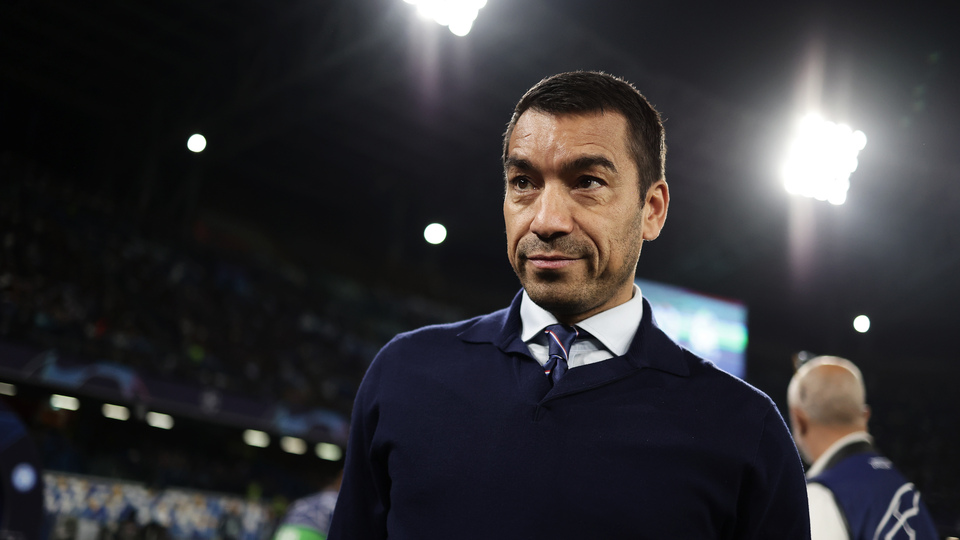 Van Bronckhorst defteri kapandı!