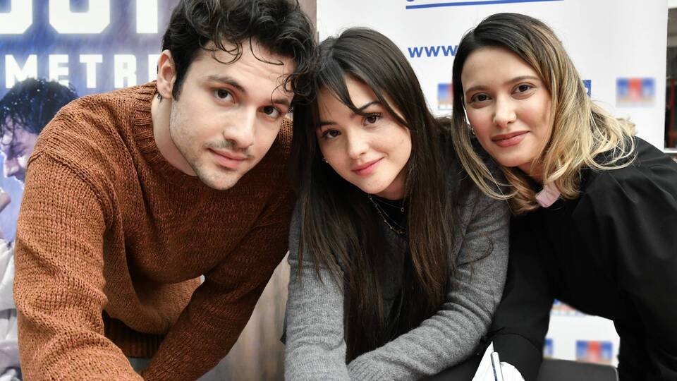 '3391 Kilometre'nin imza gününde buluştular