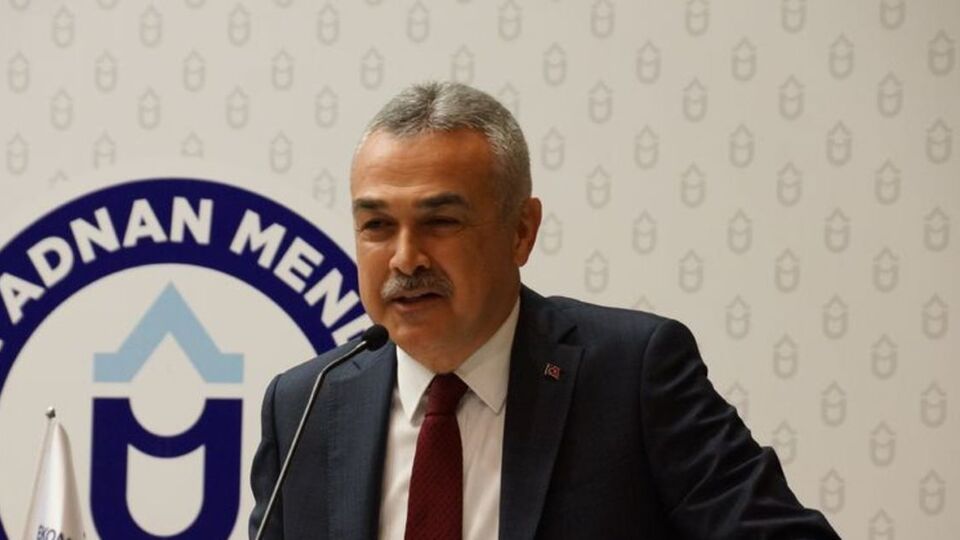 Mustafa Savaş kimdir?