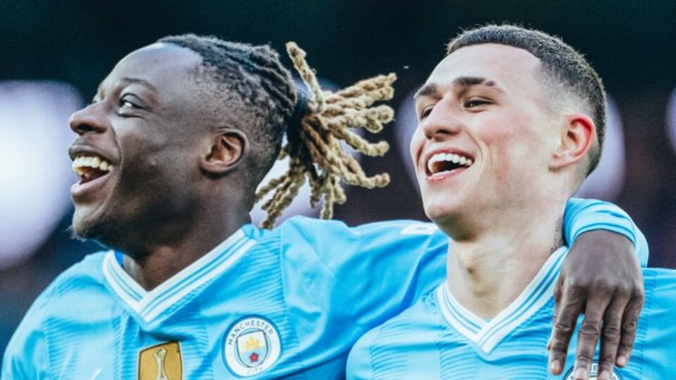 Manchester City farklı turladı