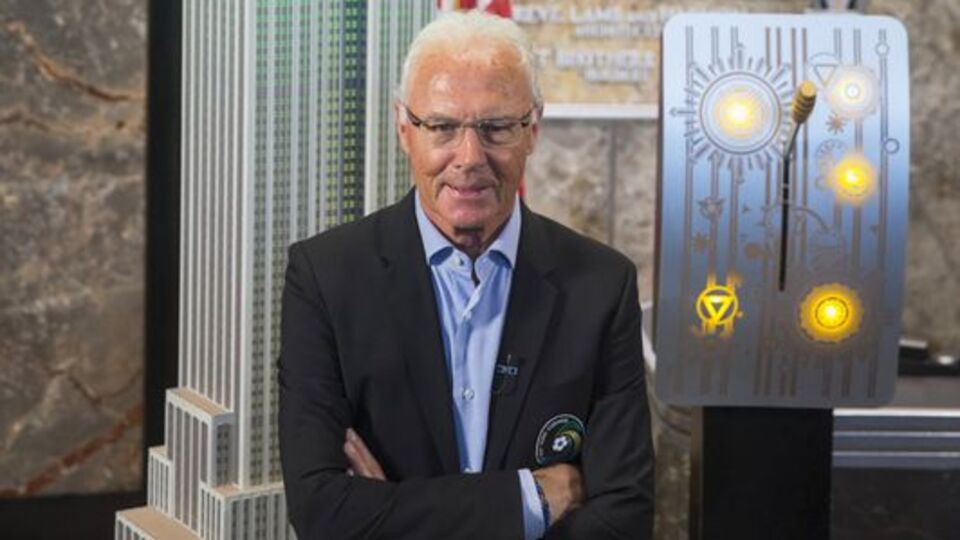 Futbol dünyası Beckenbauer'in yasını tutuyor