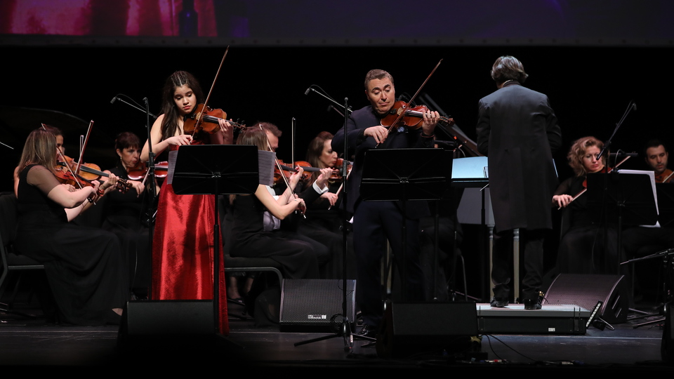 ÇEV Sanat'ın genç yetenekleri Maxim Vengerov'la buluştu