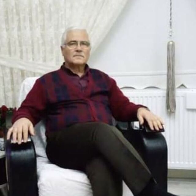 Kestiği ağacın altında kalan kişi öldü