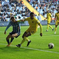 Demirspor kaçtı, İstanbulspor yakaladı!