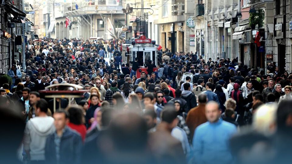 Genç nüfus azalıyor