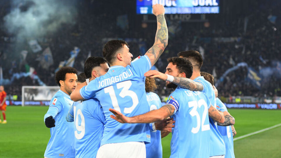 Lazio derbide Roma'yı yıktı!