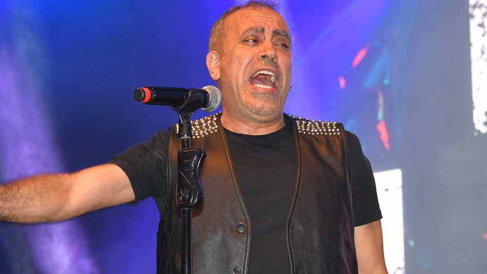 Can ve Gündeş'e göndermede bulundu