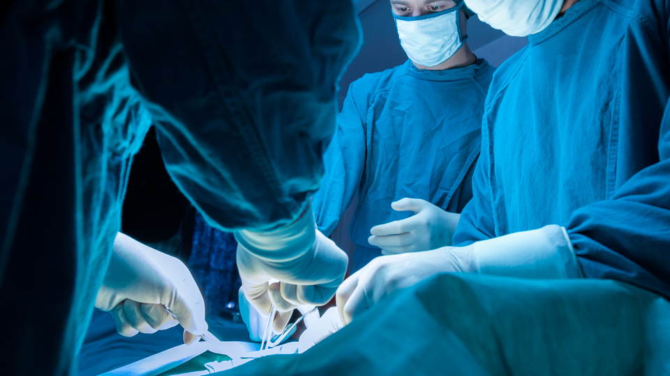 Kalça ameliyatı için Türkiye'ye gelen İngiliz hayatını kaybetti