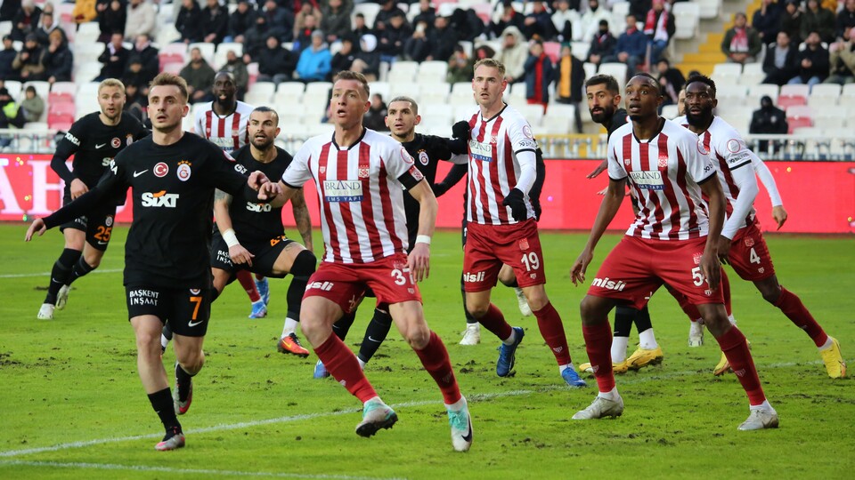 Cimbom, Sivas'ta takıldı!