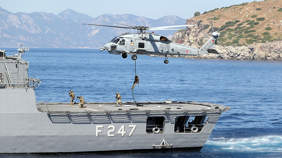 Tatbikatta bir asker şehit oldu