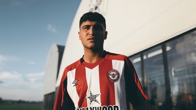 Yunus Emre Konak, Brentford'da!