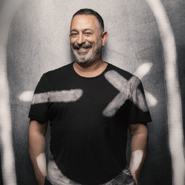 Cem Yılmaz 'CMXXIV' ile sahneye dönüyor