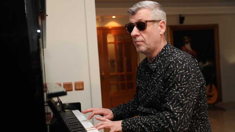 "Sen üşütünce grip olursun, biz üşütünce kör olduk"