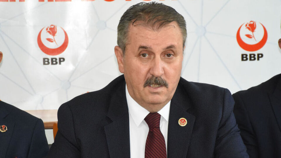 Destici'den şehit ailesine başsağlığı