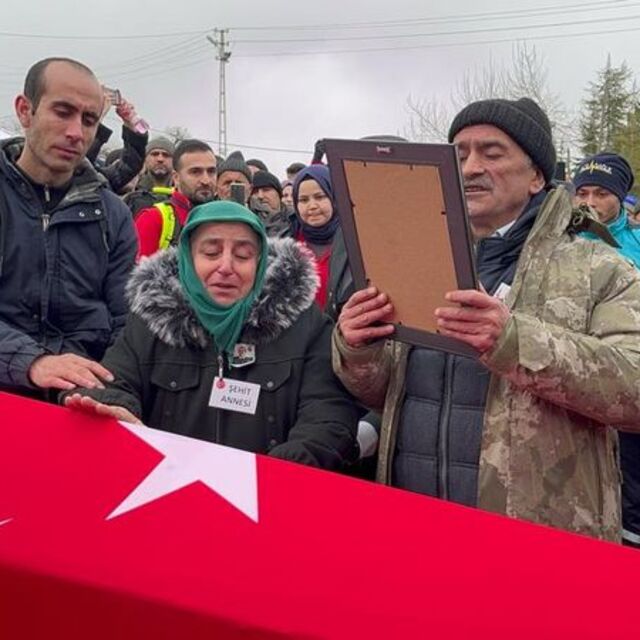 Şehit babası evladıyla böyle vedalaştı