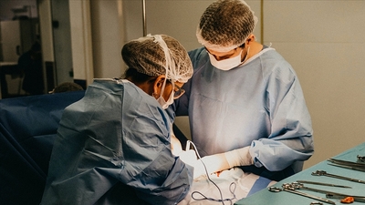 Boy uzatma ameliyatı uyarısı: Bir daha yürüyemeyebilir