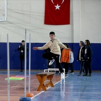 Okullarda karne öncesi "kış şenliği" etkinlikleri başladı