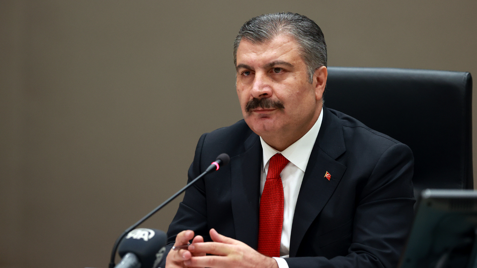 Bakan Koca'dan teşekkür! Çığ tehlikesine rağmen kurtardılar