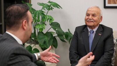 Bakan Kacır Gezeravcı ailesiyle görüştü