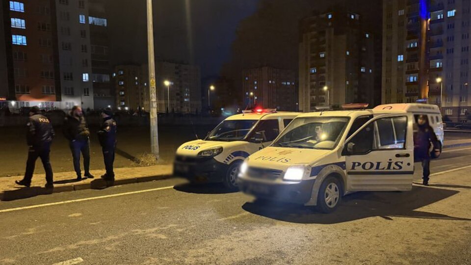 Av tüfeğiyle vurulan kişi ağır yaralandı