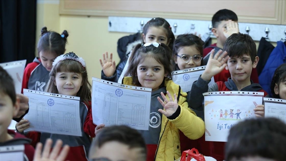 MEB'den sömestir kararı