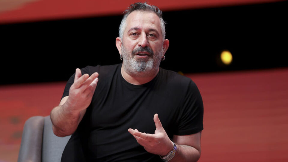 Cem Yılmaz isyan etti: Beni germeyin