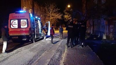 Emekli polis memuru evinde ölü bulundu