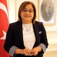 Fatma Şahin kimdir?