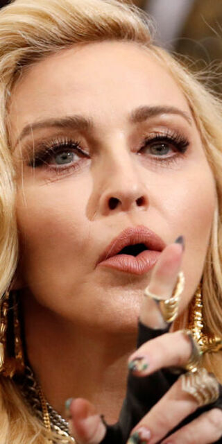  Hayranları Madonna'ya dava açtı