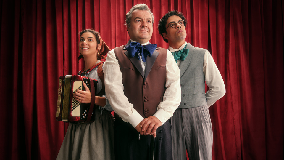 ENKA Sanat tiyatro sezonunu açıyor