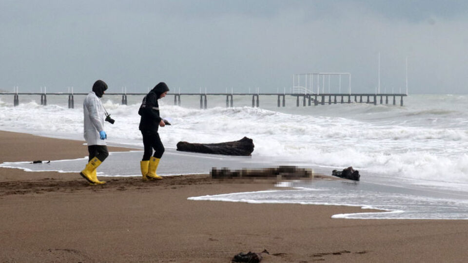 Antalya'da sahilde 5 günde 6'ncı ceset bulundu