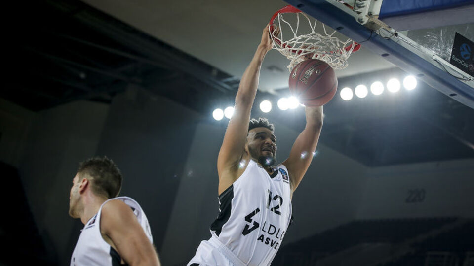 Fenerbahçe Beko transferi açıkladı!