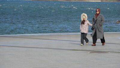 Prof. Şener'den "Virüs tatile çıkmıyor" uyarısı!