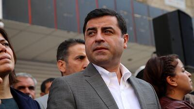 Selahattin Demirtaş annesi ile görüştürüldü