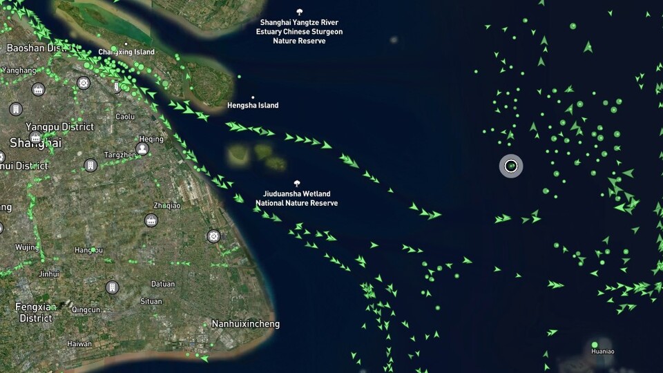 Marshall bayraklı gemi Şangay'da battı: 16'sı Türk 21 denizci tahliye edildi