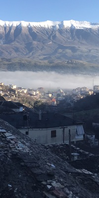  Tarihi taş şehir: Gjirokastra