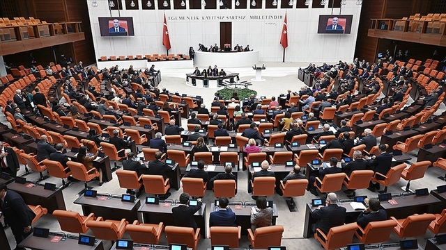 İş hayatını düzenleyen kanun teklifi TBMM'de