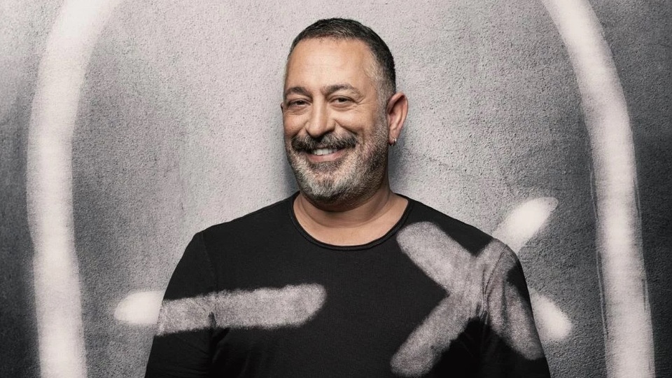 Cem Yılmaz 7 Şubat'ta Zorlu PSM'de