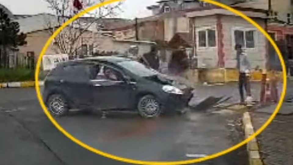 Çarptı, çaldı, kaza yaptı!