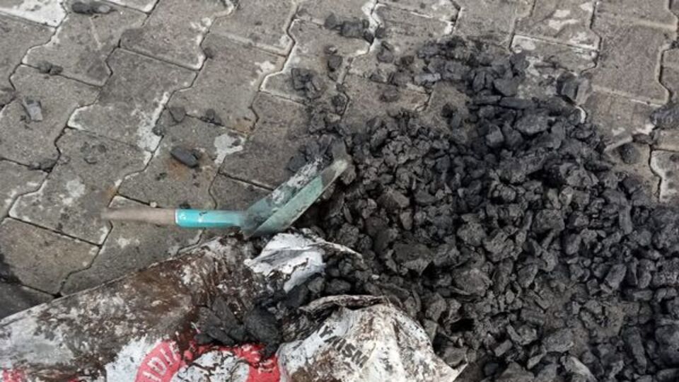 Yardım kömürleri 'taş' çıkınca yeni kömür dağıtıldı