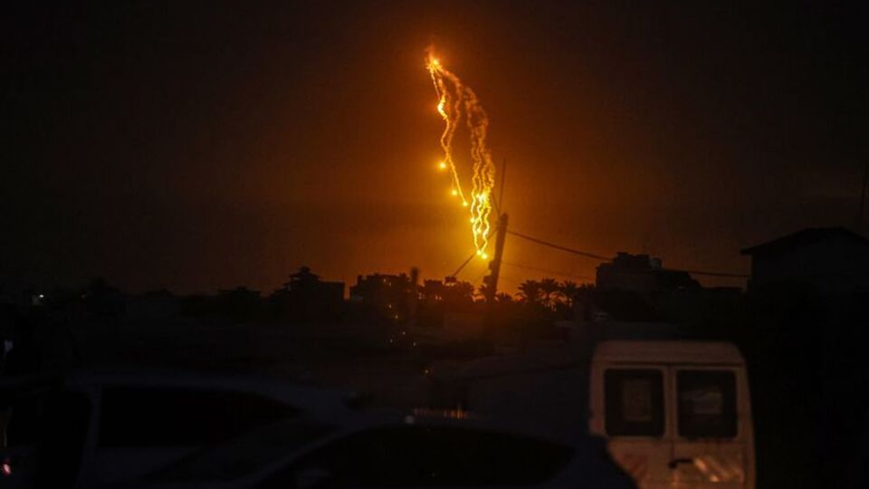 İsrail Gazze'nin merkezini vurdu: 14 Filistinli öldü